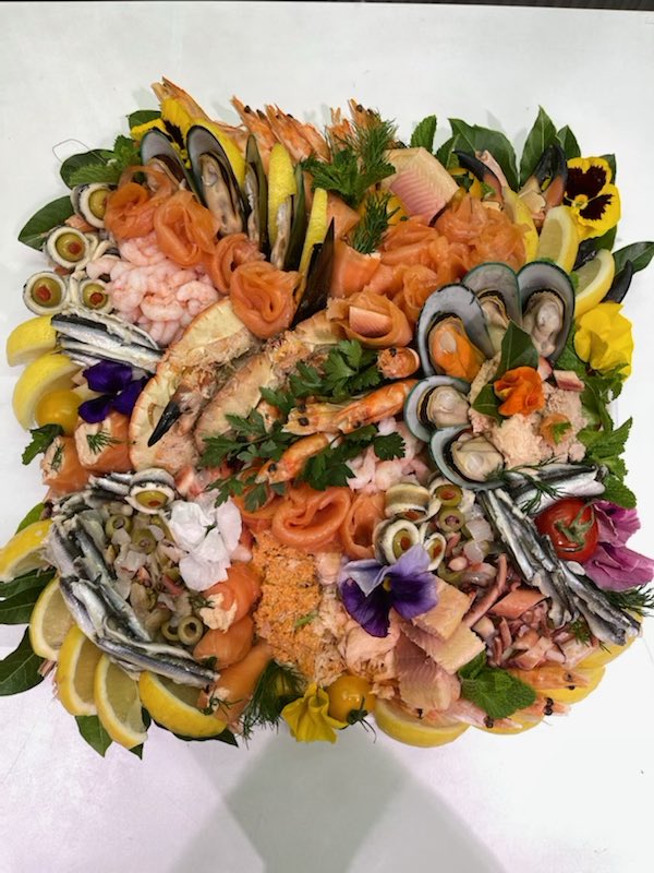 A special platter going out today in our Oxford shop#thecoveredmarket