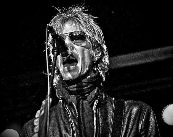 DuffMckaganArg's tweet photo. @DuffMcKagan #Loaded live Holiday Hangover Ball, @ShowboxPresents, Seattle, USA 🇺🇸. 12/122/08.
Chuck Tuck 📸
#DuffMcKagan #MikeSquires #JeffRouse #Geoffreading #WastedHeart #Showbox #Seattle #Music #Rock https://t.co/d43QGGRtAc