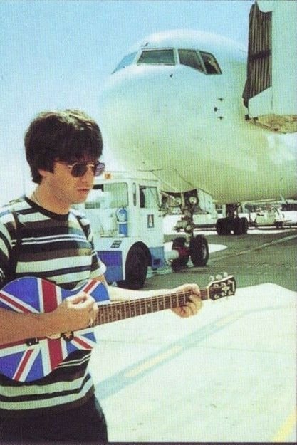 Happy 54th birthday to my all time favorite songwriter Mr. Noel Gallagher. It\s also my 24th birthday. 