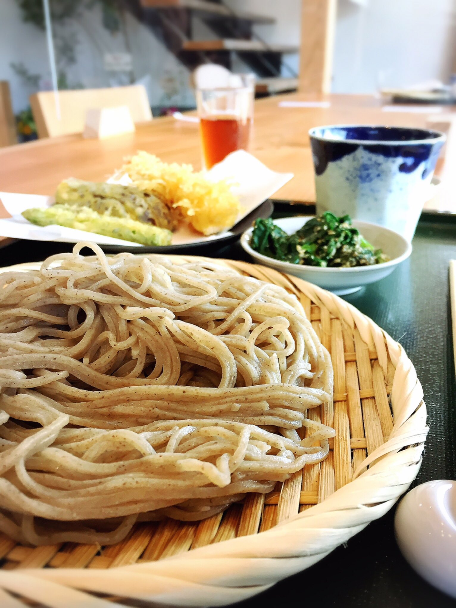 えびの 長岡のお蕎麦屋さん 吹キヌケ に行ってみた シンプルな二八蕎麦 薬味にわさび ネギ 柚子胡椒 T Co Dj6s37bkh4 Twitter