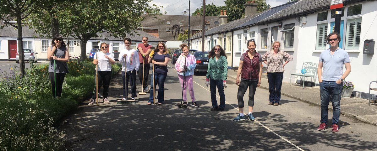 StephDickenson's tweet image. Local dream team out for ⁦@StoneybatterPoP⁩ Tidy Up 😊