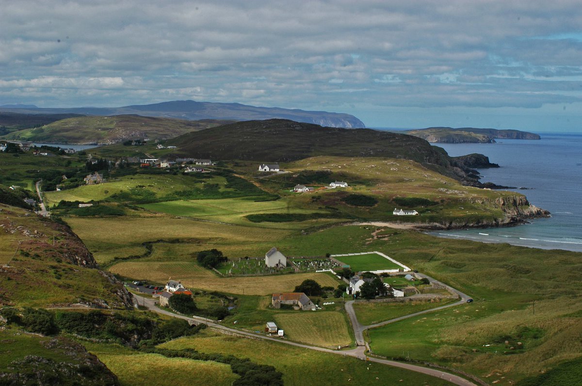 BettyhillTIC's tweet photo. We'll be open from Monday 31st May, 11am to 3pm, Monday to Friday. Pop in for leaflets, maps, books and locally made arts and crafts #NC500 #HighlandTime #VentureNorth https://t.co/M9OhmOvGjv