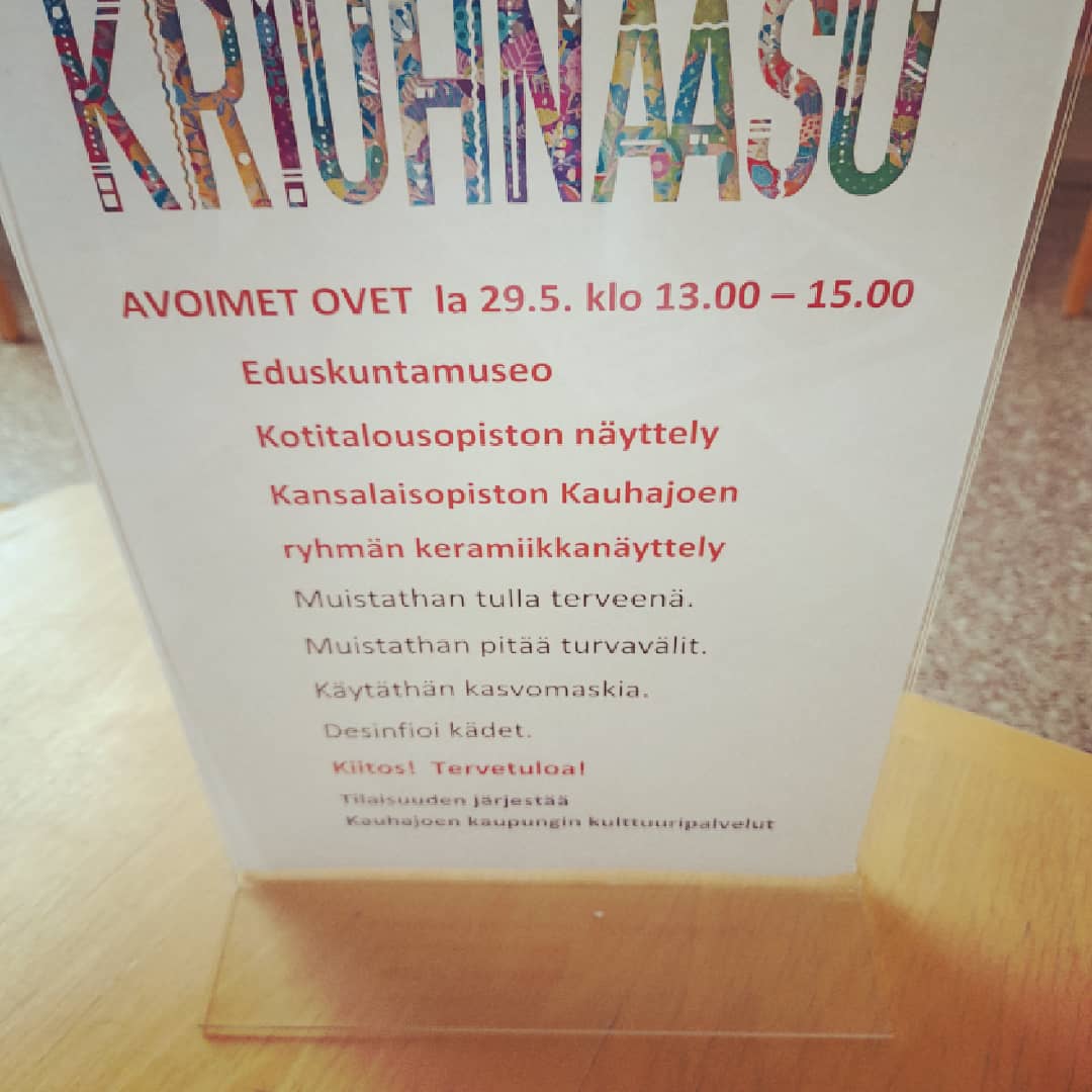 Kävimme Martan  kanssa tutustumassa #Eduskuntamuseo'on. Upea historiallinen kohde <a href="/kauhajoki/">kauhajoki</a>, vahva suositus vierailukohteeksi! Oman ekaluokan suoritin käytävän toisella puolella, paljon lämpimiä muistoja💚. #kauhajoki #eduskunta #kriuhnaasu