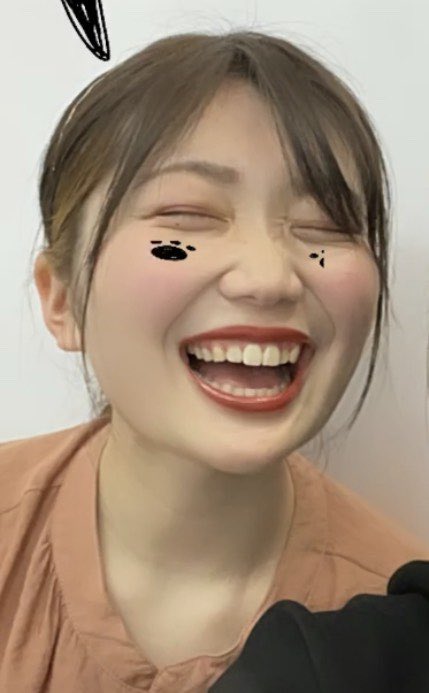 dance_kiso's tweet photo. 部員紹介🍊～2年生編③～
【ゆきえ】
笑顔が素敵なTHE宗像女子❕授業はオールでもしたんか❓ってぐらい常に寝てて口癖は｢ここ見せてもらってもいい❓💦｣
【みく】
笑うと目がなくなる声がでかい系女子🤣親と買い物に行けばあんたうるさい😡と怒られるタイプ❕宝塚かなんかですか❓ https://t.co/Mic6TYCqgw