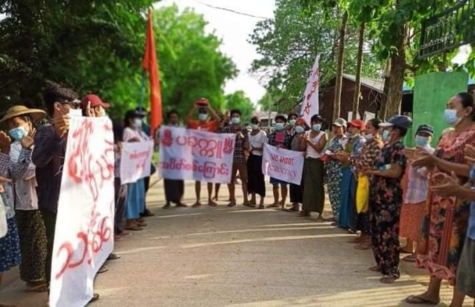 Sences of anti-coup evening strike in #Pakokku Township, Magway Division, on May29.  #GlobalArmsEmbargo<a href="/tag/pakokku"class="tags">#Pakokku</a><a href="/tag/milkteaalliance"class="tags"><span>#milkteaalliance</span></a><a href="/tag/whatshappeninginmyanmar"class="tags"><span>#whatshappeninginmyanmar</span></a><a href="/tag/globalarmsembargo"class="tags"><span>#globalarmsembargo</span></a>
