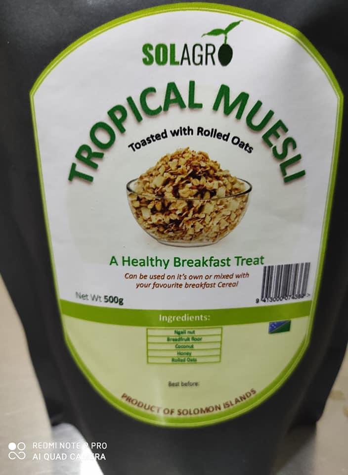 Vanessa_Rodie's tweet photo. #SOLAGRO🇸🇧introducing a tropical spin to our traditional practices of producing natural remedies.Recently they’ve introduced Soursoap Leaf flavoured Herbal Tea☕️,Moringa Powder(has medicinal qualities)🍵 , and tasty Tropical Muesli🥣!Check their page out on Facebook. #Solomade🇸🇧 https://t.co/HPMQ6cPxO9