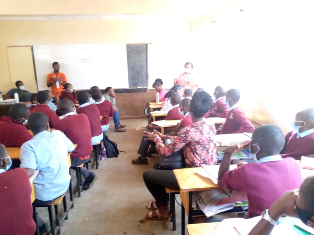 rcku_254's tweet photo. Our monthly mentorship program at KU Primary School yesterday was a success. Thanks to the members who turned up to inspire our young brothers and sisters. 
A massive turn up🥂.

#ServiceAboveSelf
#BeTheInspiration https://t.co/ka9UUj0BYw