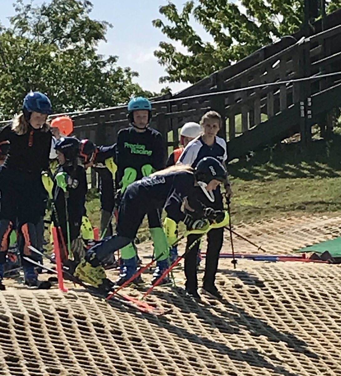 Getting down to some ski training with @precise_racing. Enjoying the sunshine. 
<a href="/SurbitonSki/">Surbiton Ski Racing</a> <a href="/SHSGirlsPrep/">SHS || Girls' Prep</a> <a href="/AldershotSRC/">AldershotSkiRaceClub</a> @CStewartSHS