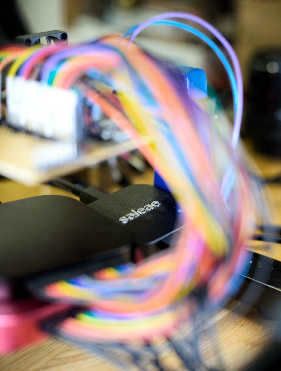 PinkHatHackers tweet media