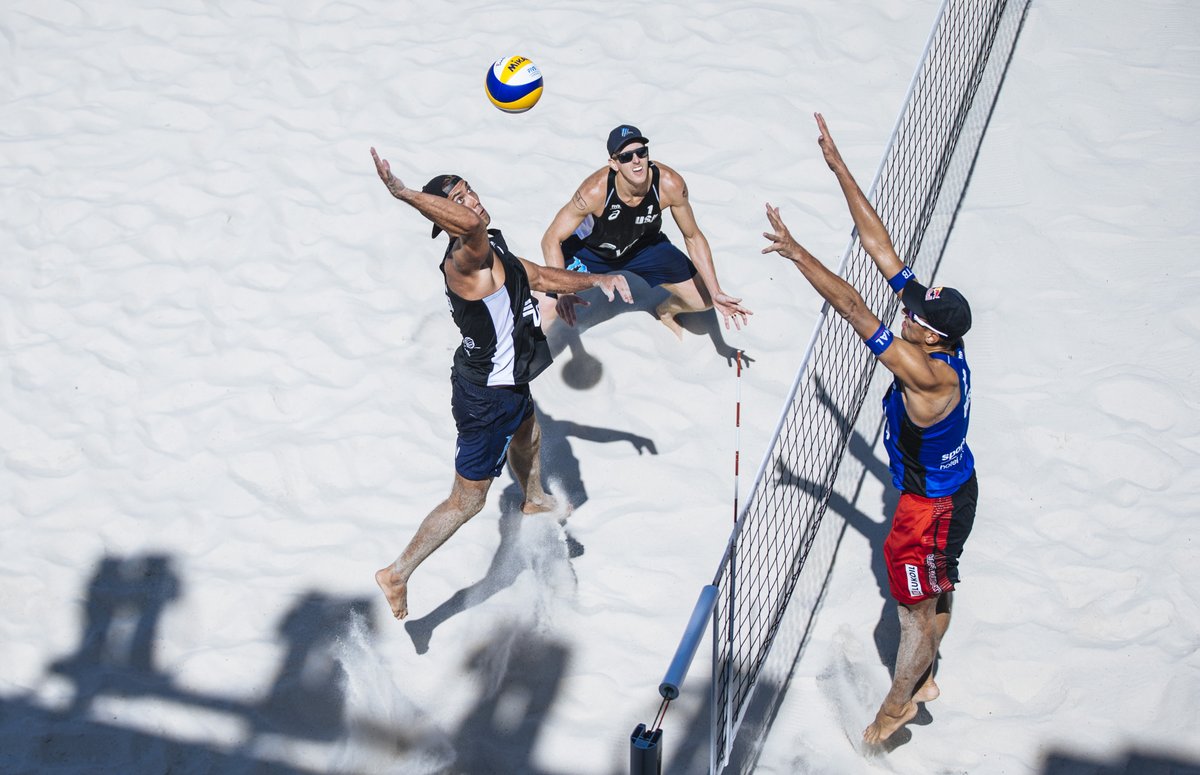 usavolleyball's tweet photo. BIIIIIIG moves in the Race to Tokyo overnight for @USAVBeach as Claes/Sponcil move into the second Olympic qualifying position! Bourne/Tr. Crabb also clinch at least a fifth-place finish in Sochi and will get closer to an Olympic berth https://t.co/CXPM25CQJH