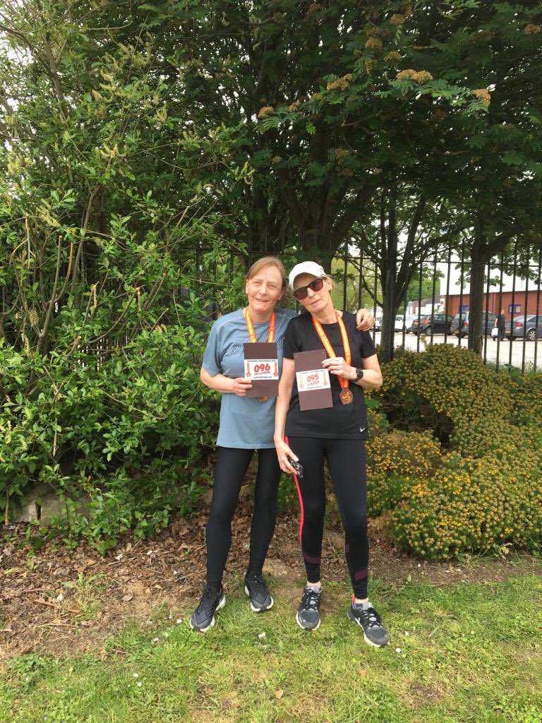 Karen19801986's tweet photo. @RunningMrJones Day 29 sisters running together and supporting each other #PhoenixRun https://t.co/2BSMBLmNAR