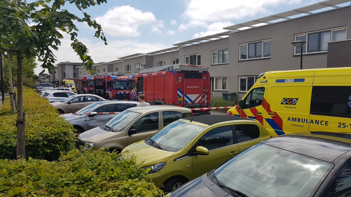 Melding ambulance Corsicastraat Eilandenbuurt inzake hulpdiensten