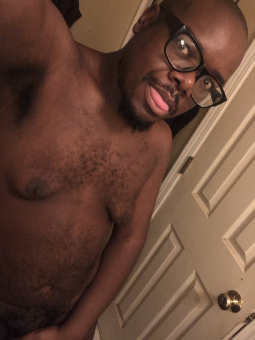 Shower time https://t.co/tZXdezalHM<a href="/tag/froting"class="tags"><span>#froting</span></a>