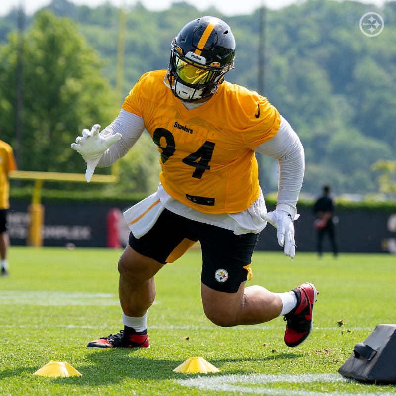 steelers's tweet photo. Week 1️⃣ of OTAs is in the 📚
