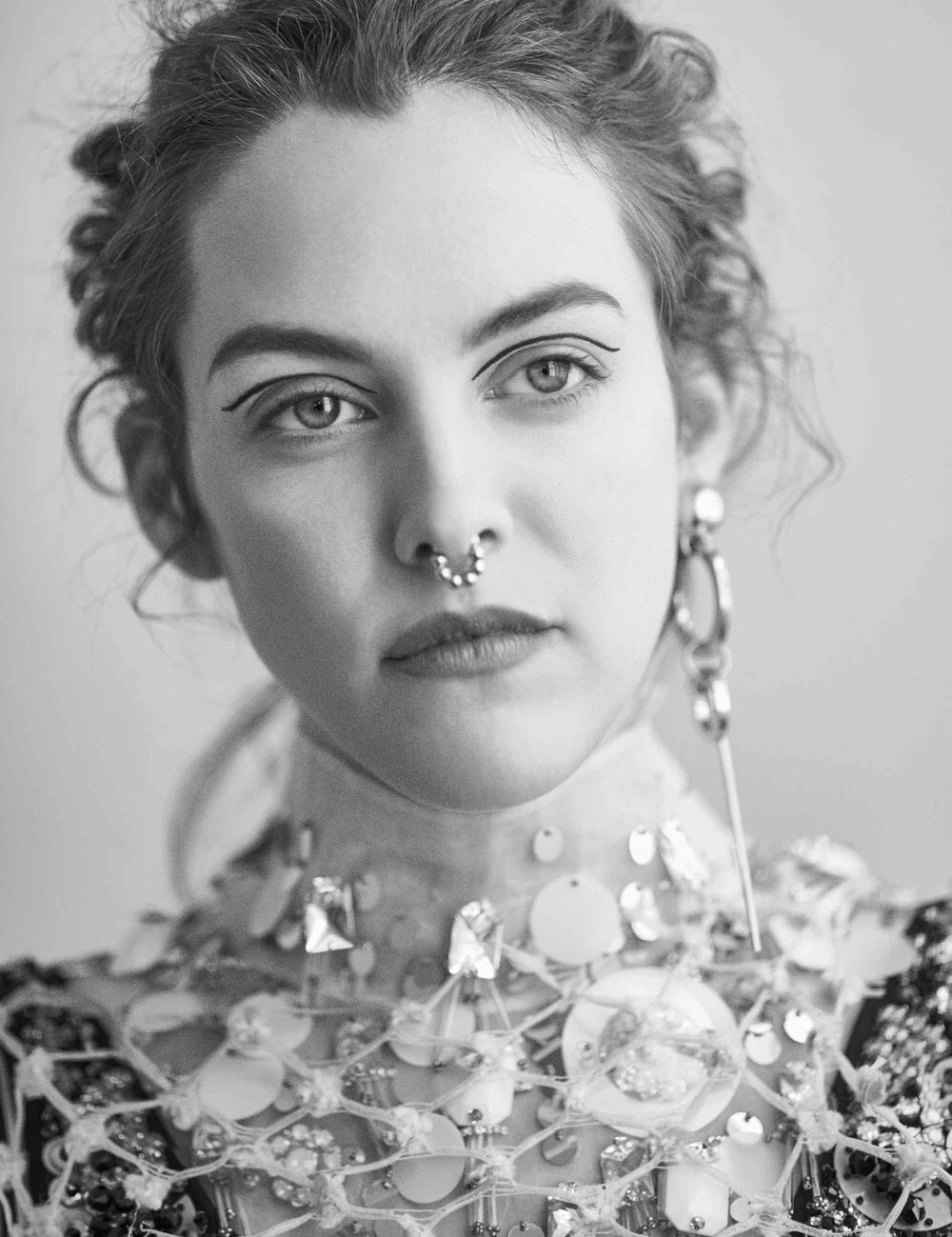 Happy birthday to the inventor of acting, Riley Keough! 