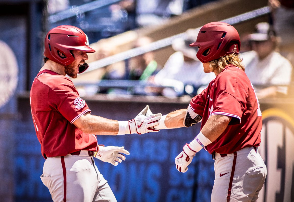 AlabamaBSB's tweet photo. Let's keep this thing goin'

♦️ #2 Strength of Schedule
♦️ RPI = 34
♦️ 8 wins vs. Top-30 RPI Opponents
♦️ 18 comeback wins

#RollTide | #GVT https://t.co/xnwdb8khta
