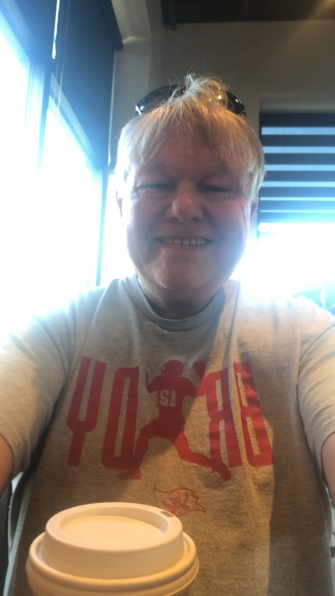 MikeVanDervort's tweet image. Sitting inside at @Starbucks for the first time since April 2020! Celebratory #coffeeshot