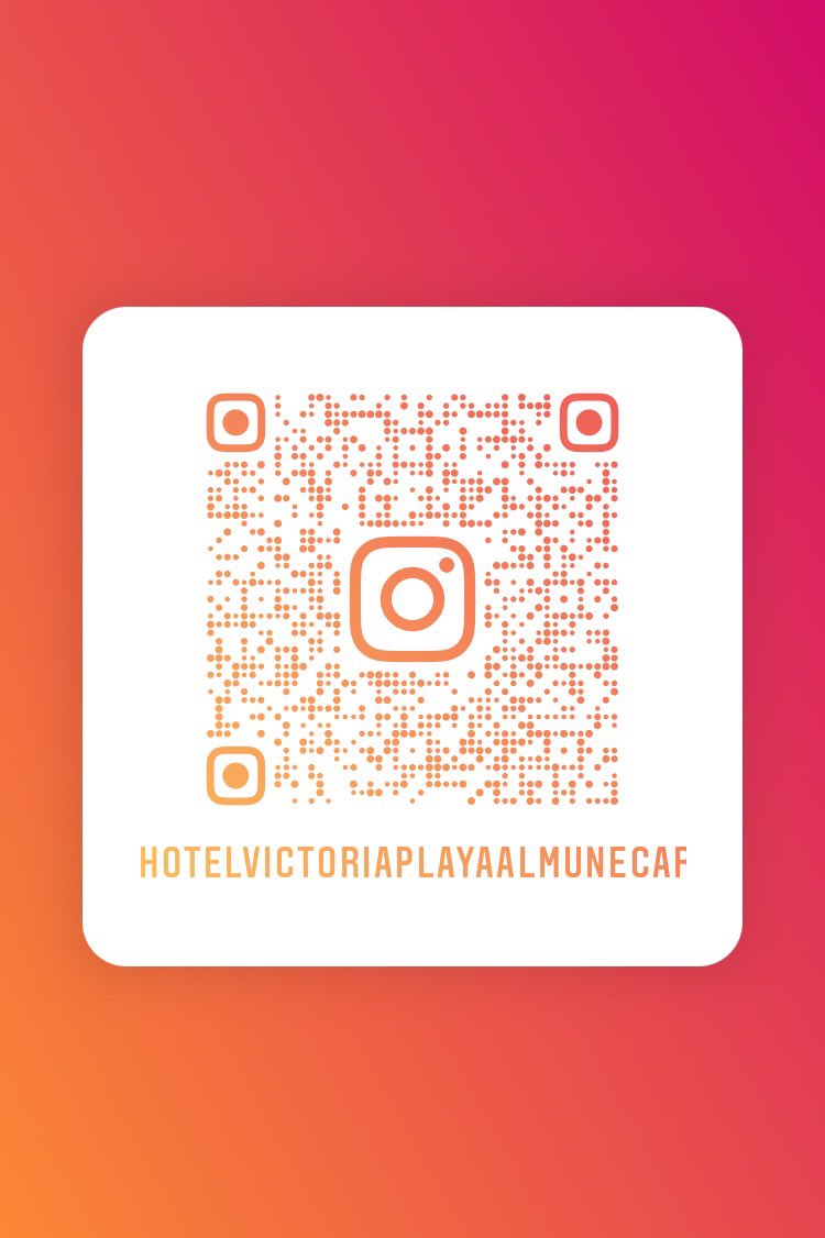 VictoriaPlaya's tweet photo. 📢¡Volvemos el 4 de junio! 📢No podemos estar más contentos. Afrontamos la vuelta con la ilusión de un niño con zapatos nuevos y la responsabilidad de la experiencia 😃. Ojalá te veamos pronto. 
Síguenos en Instagram, escaneando el código QR👇🏼 https://t.co/lOrbnhhe7h