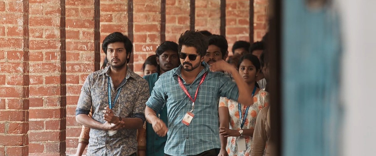 VNK_Official's tweet photo. @VijayFansTrends @actorvijay @Clinton22Roach @ConficienMedia A @Clinton22Roach Design !! 🤜😎🤛

@actorvijay ❤️😍 https://t.co/kO2HGrIDIp