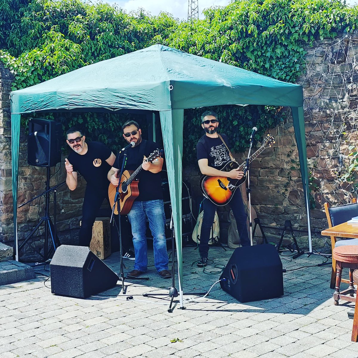 All set,
See you soon
@richhawksley @chrisandhisguitar <a href="/whatsleft/">whatsleft</a>
#weekender #bankholidayweekend #bankholiday #beergardenweather #beergarden #livemusicvenue #realale #craftbeer #supoortsmallbusiness #supportliveandlocalmusic #Mansfield #mansfieldpub #properpub @seismicshed