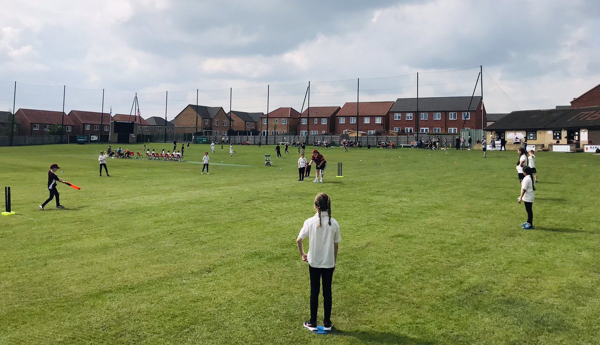 MBCC Juniors (@juniorsmbcc) on Twitter photo U9s Cricket Festival 🏏
<a href="/monkbrettoncc/">Monk Bretton CC</a> hosted the tournament 🏰👍
Great atmosphere 😃
Brilliant cricket from all juniors 🏏
Fantastic weather ☀️ (finally)
UMONKS U9s Cricket Festival 🏏
<a href="/monkbrettoncc/">Monk Bretton CC</a> hosted the tournament 🏰👍
Great atmosphere 😃
Brilliant cricket from all juniors 🏏
Fantastic weather ☀️ (finally)
UMONKS