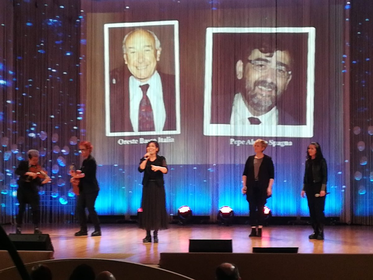 MileniPastore's tweet photo. #30EdC @Edc_online @Focolare_org @MariapoliEurop @EscuchArteGroup @Mosaico_GRLP @GenVerde_music https://t.co/KckFWIIrGL