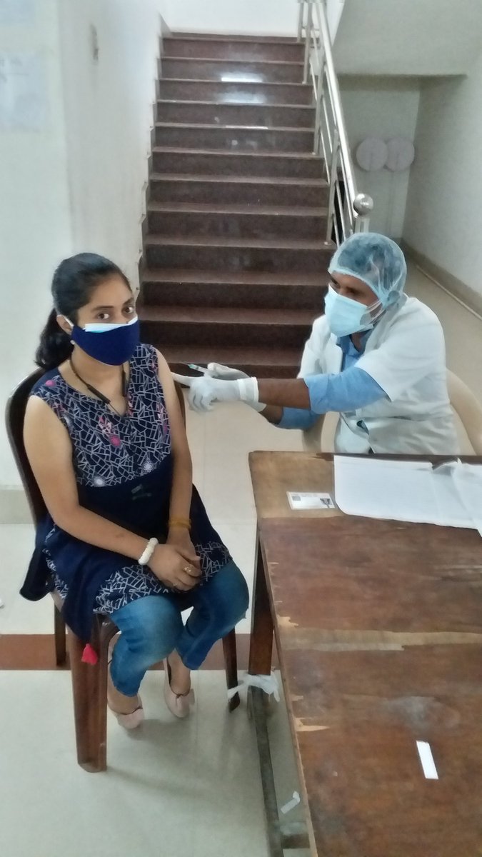 Alka_Varanasi's tweet photo. सुरक्षा की शिल्ड
#COVID19Vaccination #CovishieldVaccine #Covishield #protection https://t.co/KW0juVKJ8y