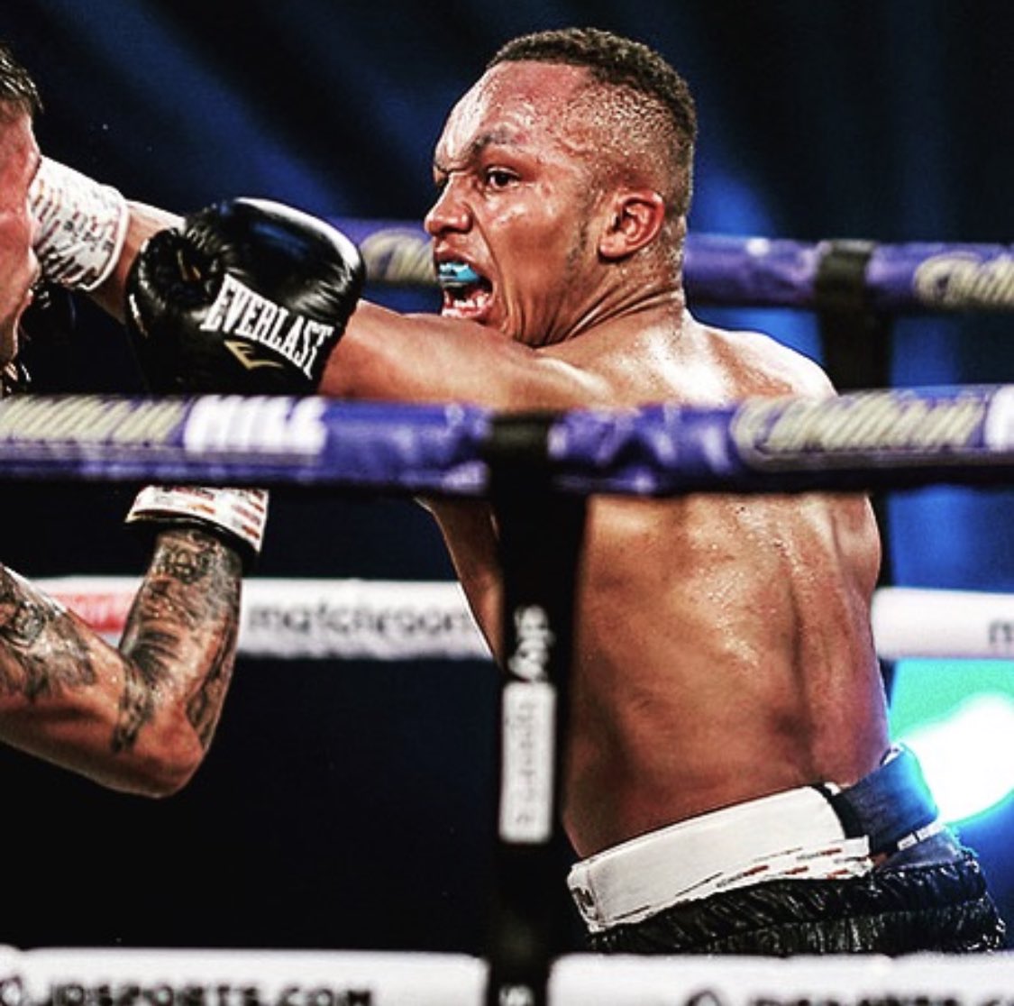 Keep throwing bricks.... and we’ll keep Building the Kingdom ✨⚒ <a href="/peterfury/">peter fury</a> <a href="/TonyBellew/">Tony Bellew</a>