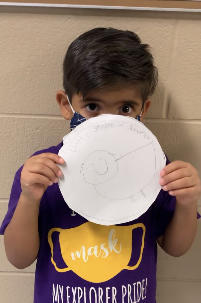 mrsleticiaberry's tweet photo. Ended our financial literacy unit with students designing their own coin they used their portrait &amp;  came up with a tails side 🤩 #thecoleway #NISDElemMath https://t.co/wmsTvrH37s