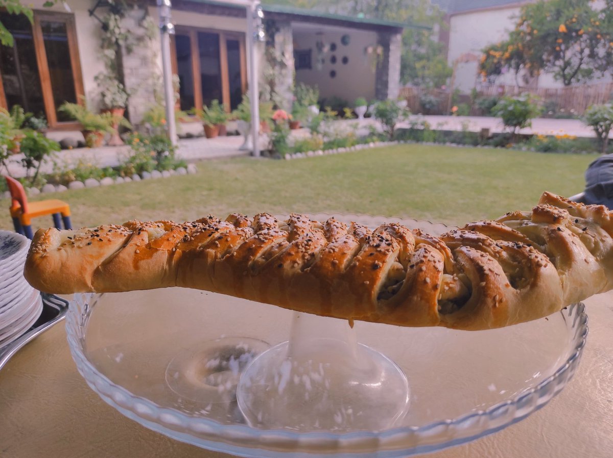 FahadChishte's tweet image. #ChickenBread made by my 11 years old daughter, n its more tasty than how it appears ❤️🌸