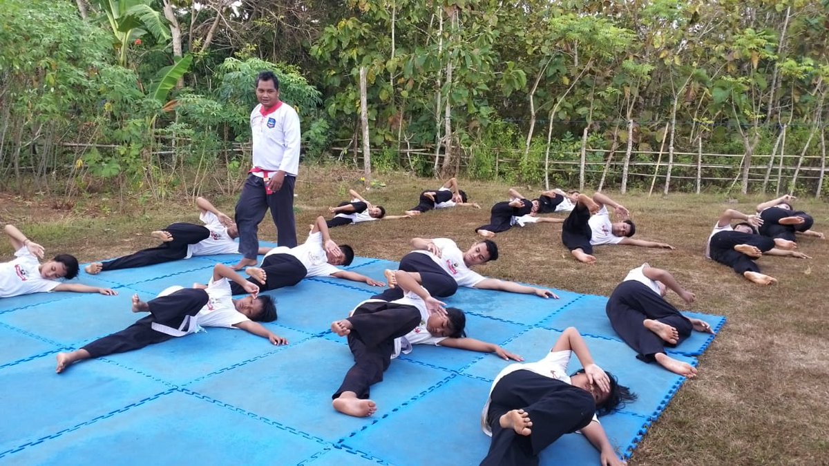 Sampe jumpa ujian kenaikan tingkat hari esok 🙏
#salamolahraga
#merpatiputih