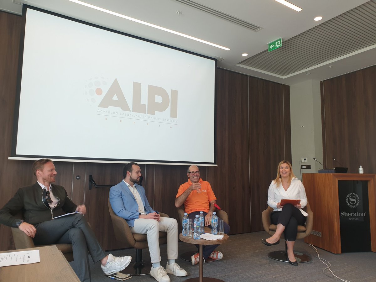 ALPI_leaders's tweet photo. #ALPI members from 🇷🇸 on panel discussion with @AntonMilan @Radoholicar @milosdjajic.
Nice opportunity to talk about young political leaders and political scene in #Serbia. https://t.co/MVuar3PWDQ
