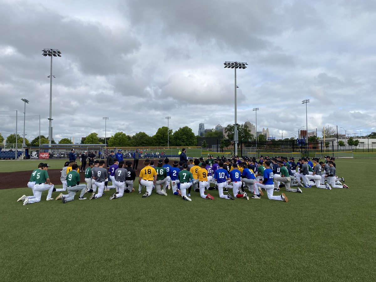 PGShowcases's tweet photo. We are underway at the Sunshine Midwest Showcase in Kansas City! Follow along for all the highlights 📸#SSMidwest #PGShowcase https://t.co/8jnYKLE54k