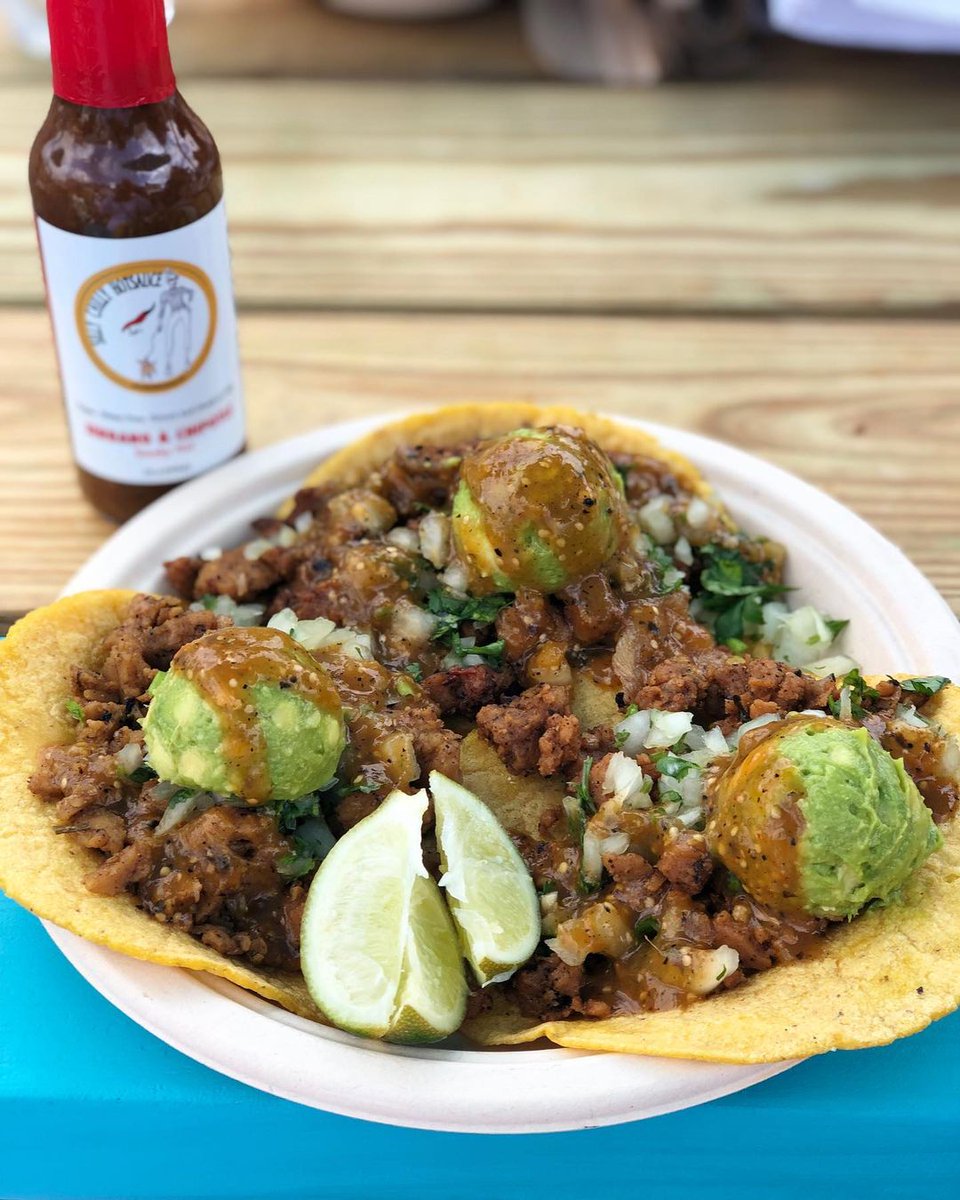SillyChilly9's tweet photo. Drizzled some Serrano and Chipotle @sillychillyhotsauce on vegan tacos. ๐บ๐๐๐๐ ๐ช๐๐๐๐๐ ๐ฏ๐๐ ๐บ๐๐๐๐ ๐ถ๐ถ is always here to add some extra taste to your food.
๐ข๐ฟ๐ฑ๐ฒ๐ฟ ๐ง๐ต๐ฒ ๐๐ผ๐๐๐ฎ๐๐ฐ๐ฒ ๐๐ฒ๐ฟ๐ฒโ๏ธ https://t.co/gNe1cI8BBT
#sillychilly #besthotsauce https://t.co/E6MJ7UCUF1