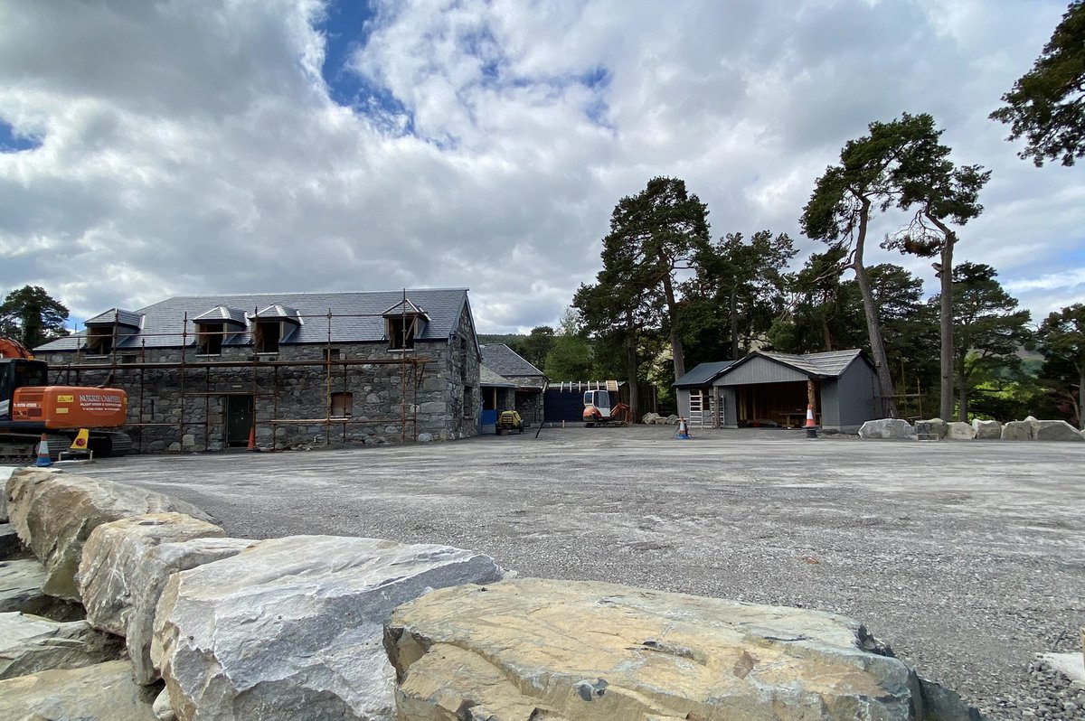 Car parks taking shape - sub base all rolled out
#BridgeOfTilt #BlairAtholl