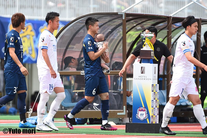 SoccerKingJP's tweet photo. 🖼写真ギ��ラリー🖼
🇯🇵明治安田生命J2リーグ第16節
⚽️ザスパクサツ群馬 0－0 栃木SC
🗓2021年5月29日
🏟正田醤油スタジアム群馬
📸森優斗
掲載枚数 / 39枚
https://t.co/B5V2gAhDxf https://t.co/pObVzcvcDo