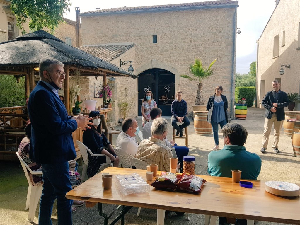 jeunesmacron34's tweet photo. Ce samedi, les #JAM34 étaient mobilisés pour participer au lancement de la campagne de nos candidats dans canton de Saint-Gely-Du- Frecs
👉Notre député @JFEliaou a pu expliquer aux jounalistes la vision précise que nous avons pour le #Canton23. #Solidarité
👍#JamTonCanton https://t.co/BIRILfh4le
