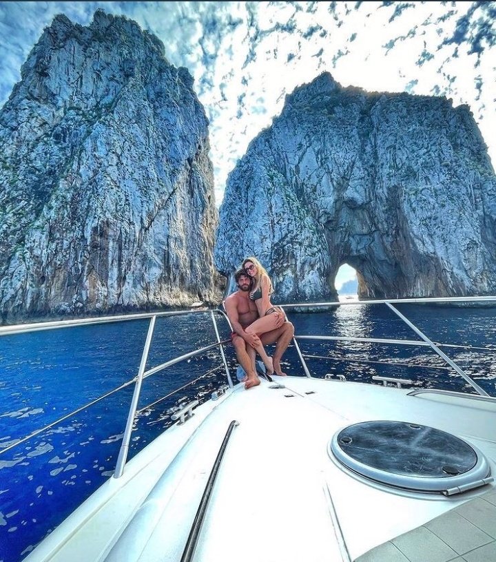 mirnaa994's tweet photo. The hottness and the beauty of this couple 👫 😍😍😍😍❤️❤️❤️❤️❤️
#CanYaman #DilettaLeotta https://t.co/tjUjfENwSS