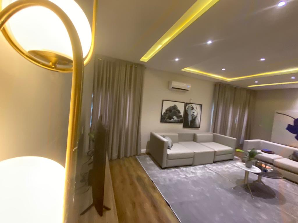 Gidihotel_Apt's tweet image. PhotoDump Alert! This is that image that you want to save for future purposes so you can easily remember that GidiHotel Apartment is where you want to spend your weekend. 

#Lekkiapartments #Shortletslagos #Discoverlagos #hotelapartment  #lakowe #hospitality #ekoatlanticcity