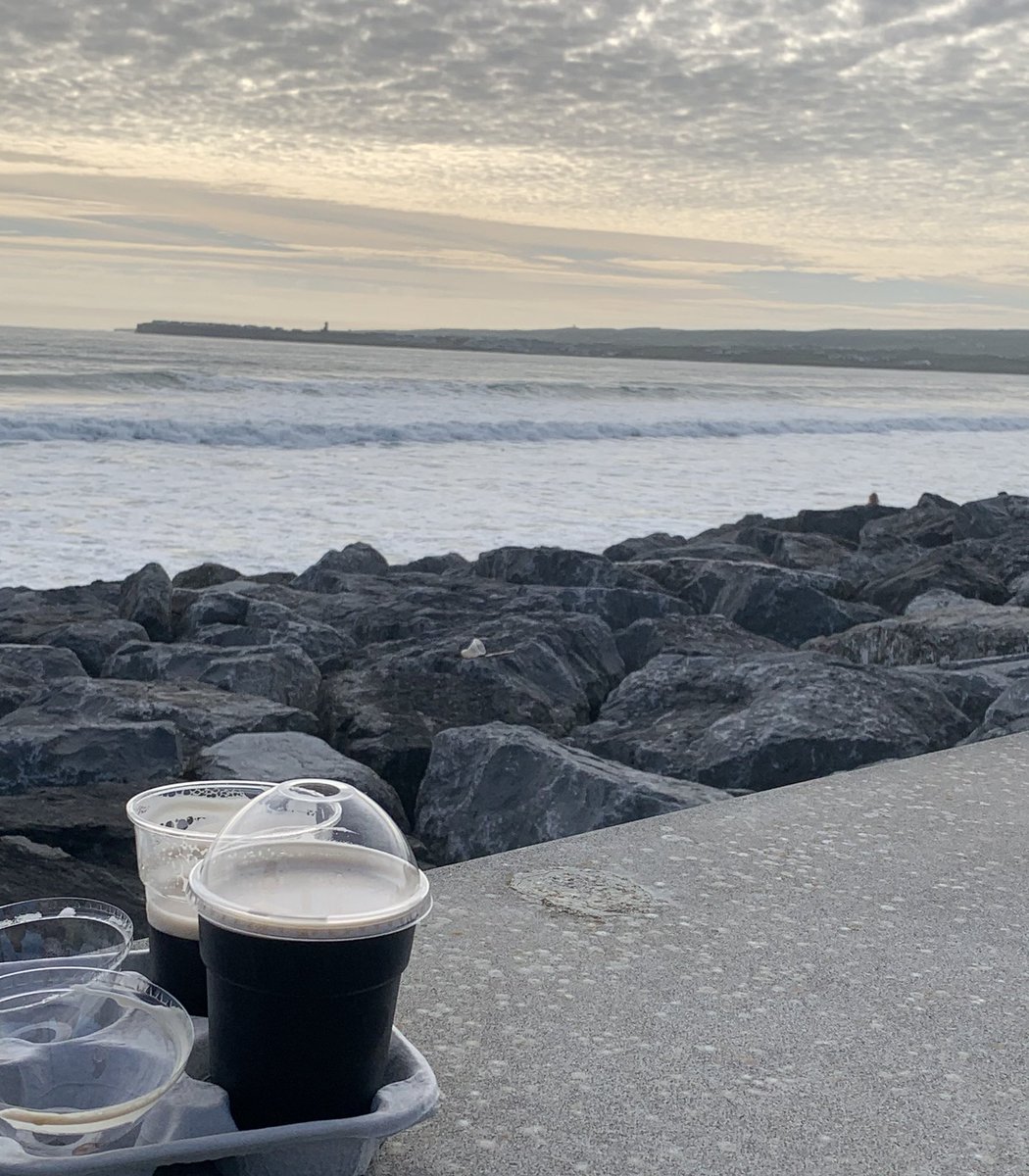 johncrotty01's tweet photo. Pints and a view to go with them 👌🏻🍻 https://t.co/Z4aiz2QbRH