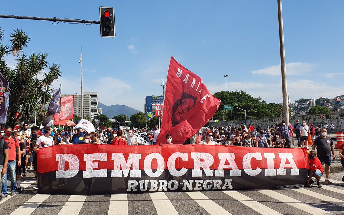 sem_firulas's tweet photo. 29M, Rio de Janeiro.
(via @DemocraciaNegra e @Bfrantifascista) https://t.co/rQHpP5Bnev