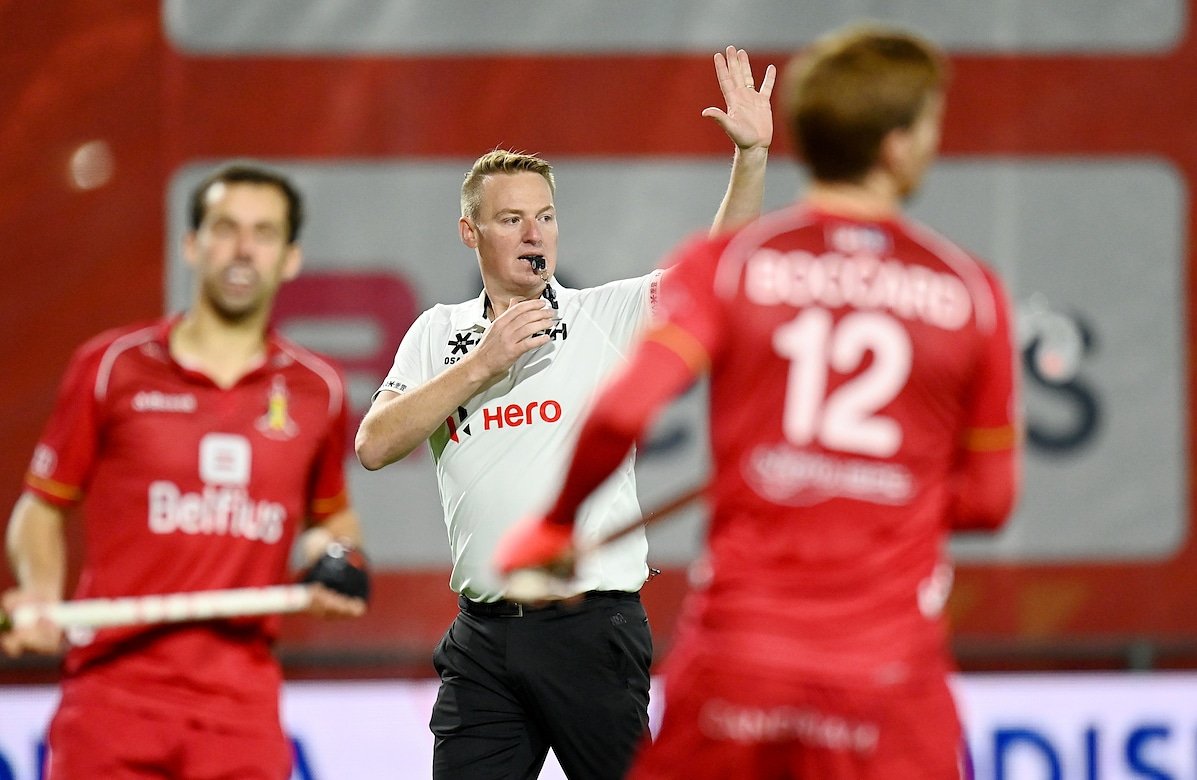 Coen van Bunge tweet media