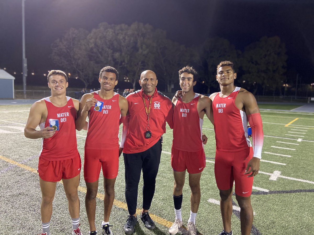 MasonB_13's tweet photo. Up next CIF Prelims! Ready to take it to the next level in the 200M and with my 4x400M team. Let’s go!!!! 200M PR 22.45 @MDHS_TrackField @MD_Athletics https://t.co/JtYzmIhBtl