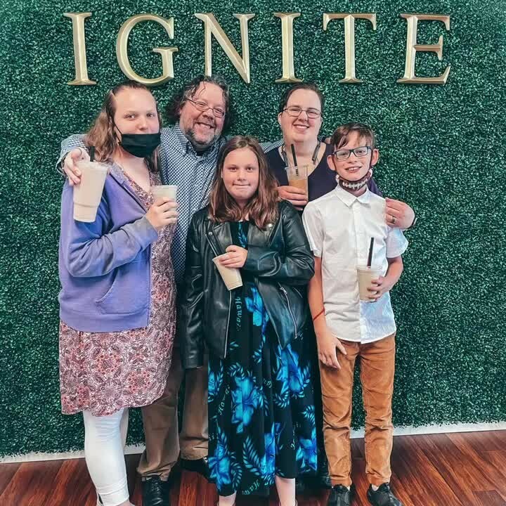 ignitetullahoma's tweet photo. Thank you so much for all of your love and support! Have a wonderful and blessed Memorial Day weekend! 🇺🇸

☎️ 931-588-0128
🕰 6AM - 6PM (Mon-Fri), 8AM - 3PM (Sat) 
📍 Located between Planet Fitness and Kroger, next door to Great Clips in Tullahoma. 

#… https://t.co/2Gt163kbR9 https://t.co/ZsM9EpLHfK