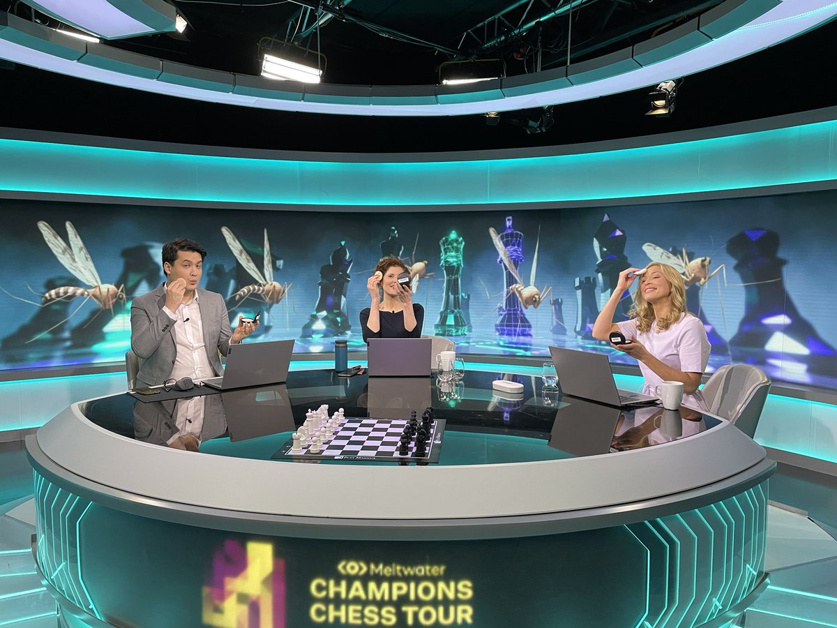 Are <a href="/DavidHowellGM/">David Howell</a>, <a href="/thelittlehat/">Jovanka Houska</a> and <a href="/KajaSnare/">Kaja Snare</a> applying make up, or mosquito repellent? 🦟 See for yourself from 4:45pm CEST #ChessChamps