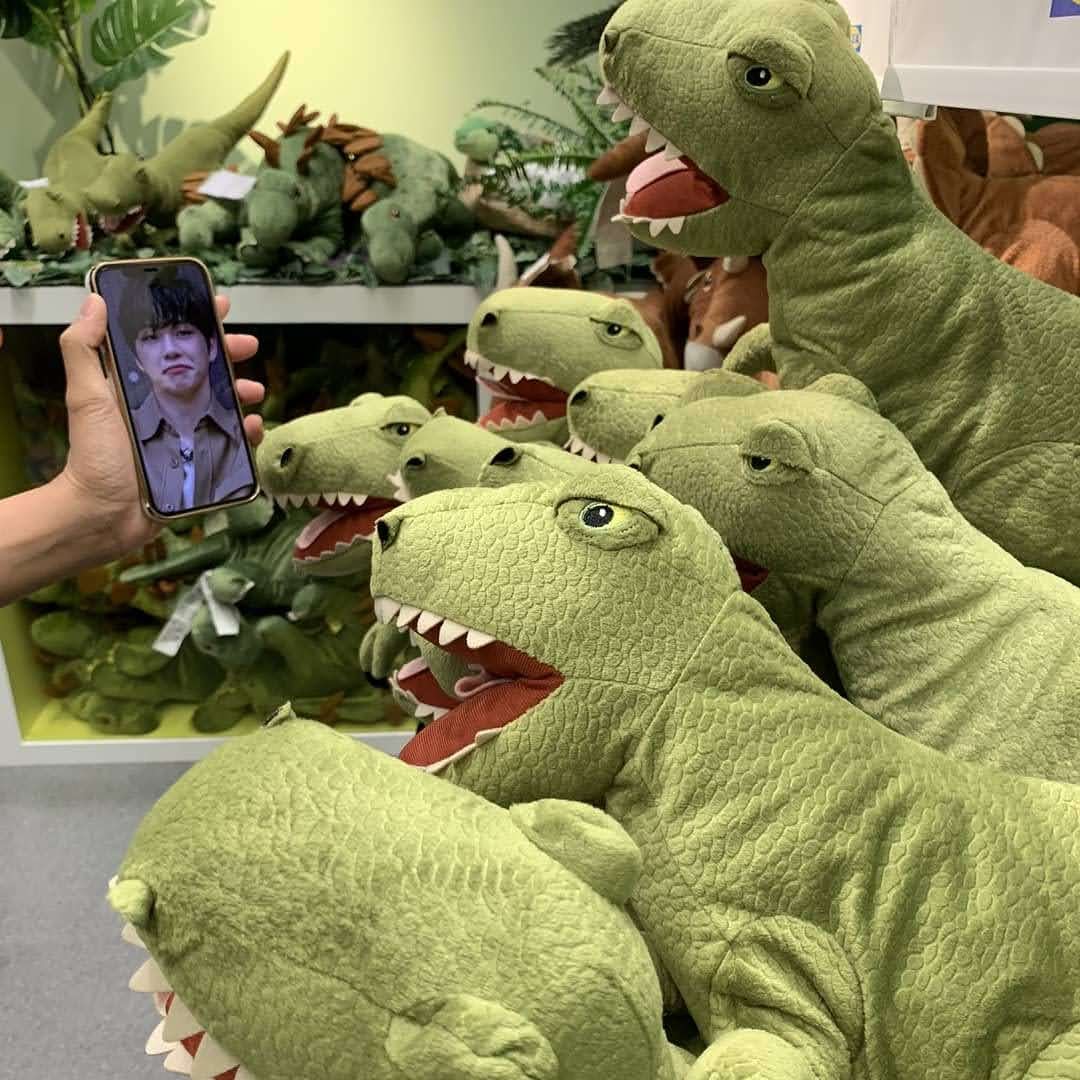 ema_k_here's tweet image. nunca nos representó tanto una imagen