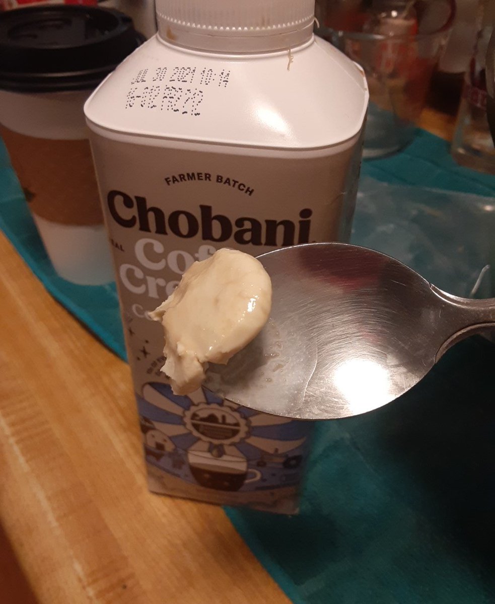 Chobani Coffee Creamer Cookies And Cream Review / Nestle Coffee Mate