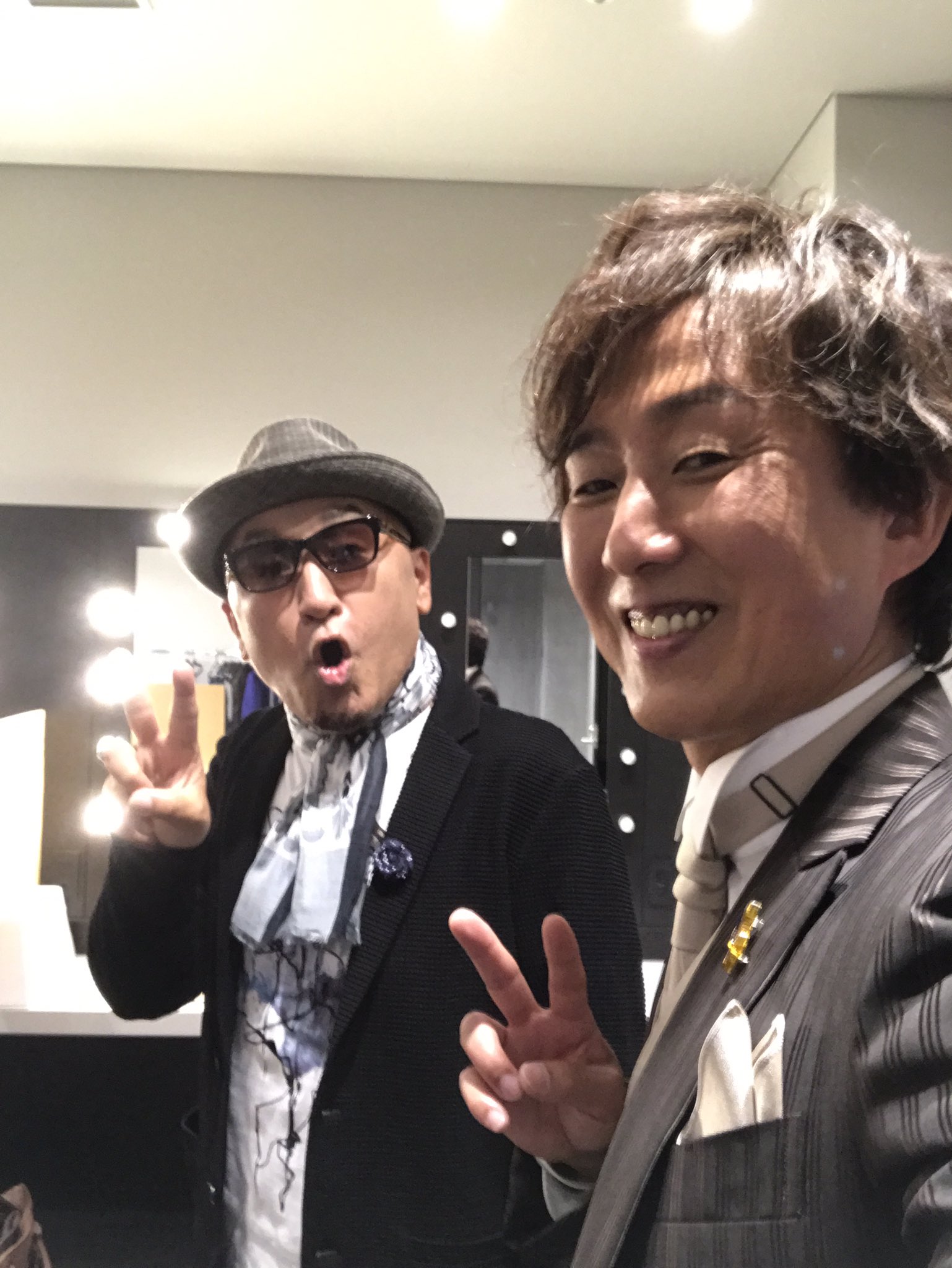 ヴィクトール Twitter Search Twitter