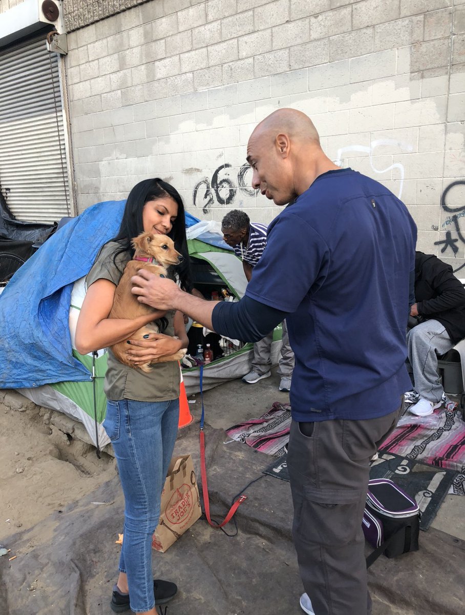 TheStreetVet's tweet image. One step at a time. 👟🐶
#nojudgement #justhelp