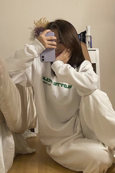 chwanell's tweet photo. ☁️ https://t.co/sj89Klqc86